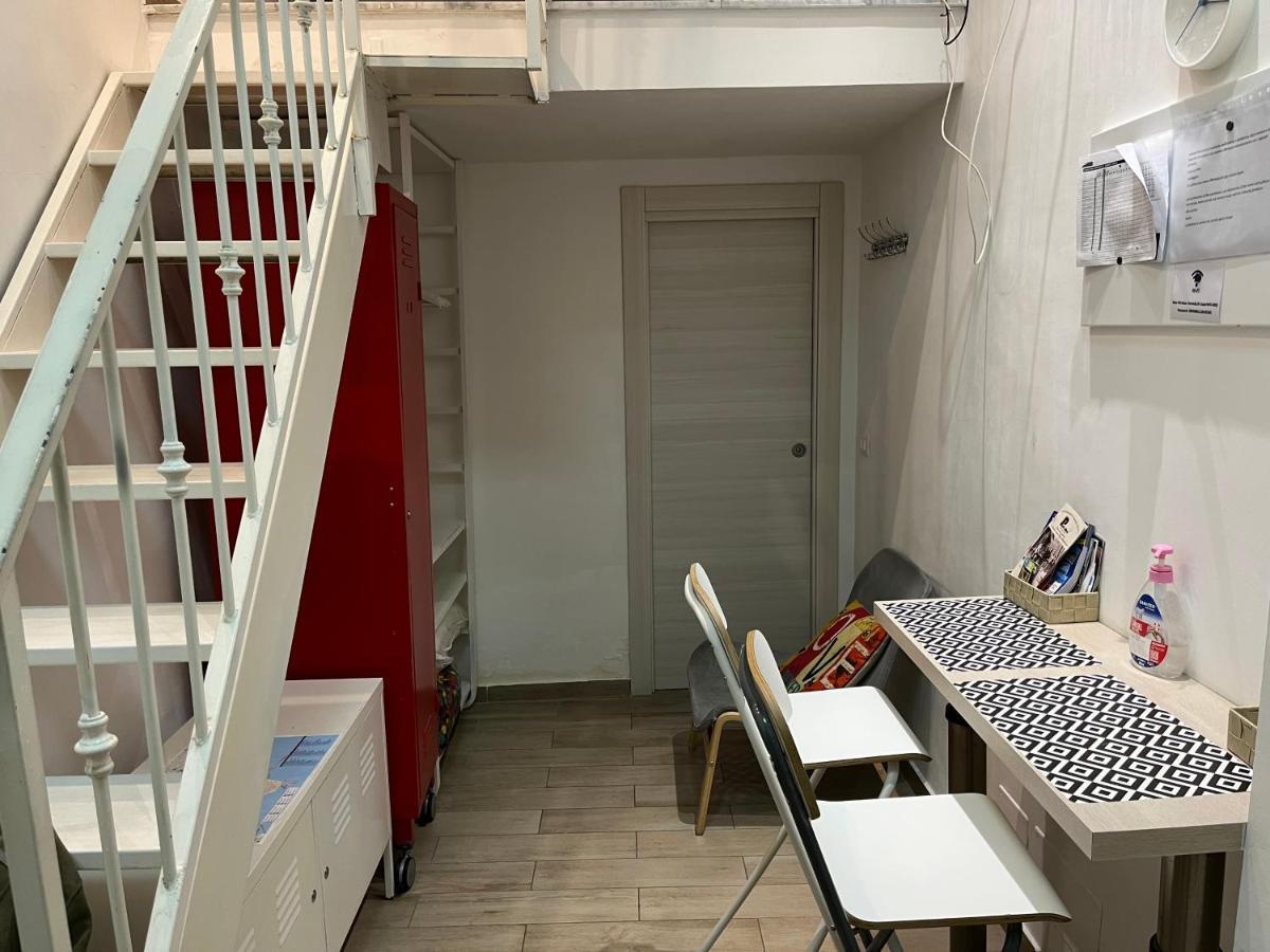 La Casina Di Lia In Via Dei Tribunali Neapol Zewnętrze zdjęcie