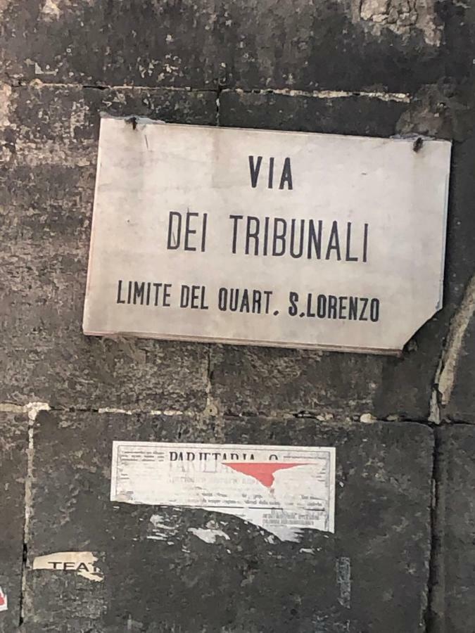 La Casina Di Lia In Via Dei Tribunali Neapol Zewnętrze zdjęcie
